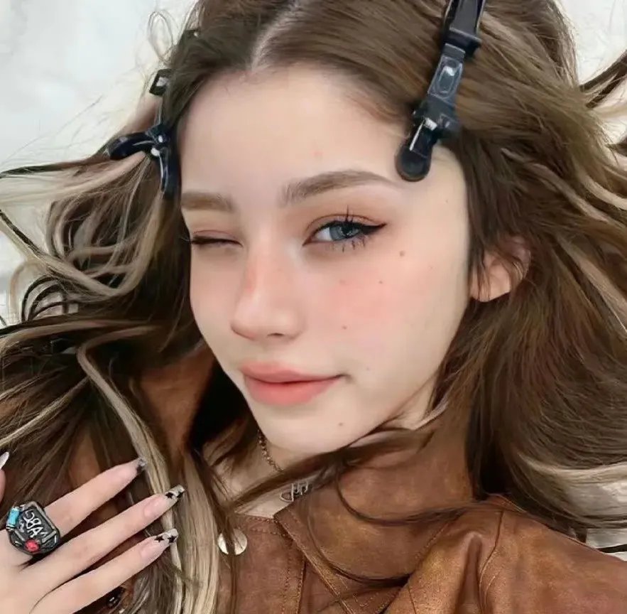暴力云与送子鹳